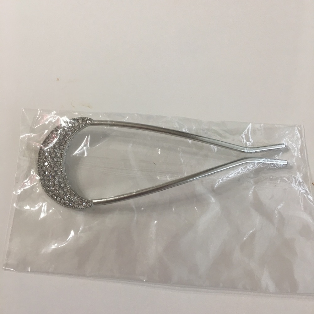 Half moon double pin for hair accessories